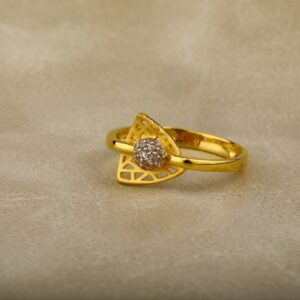 Ladies ring cz 916