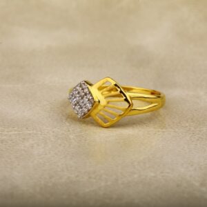 Ladies ring cz 916