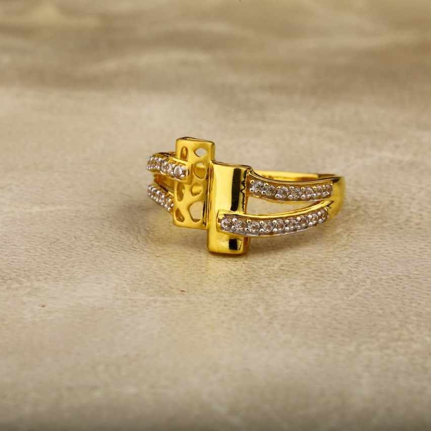 Ladies ring cz 916