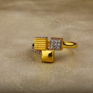 Ladies ring cz 916
