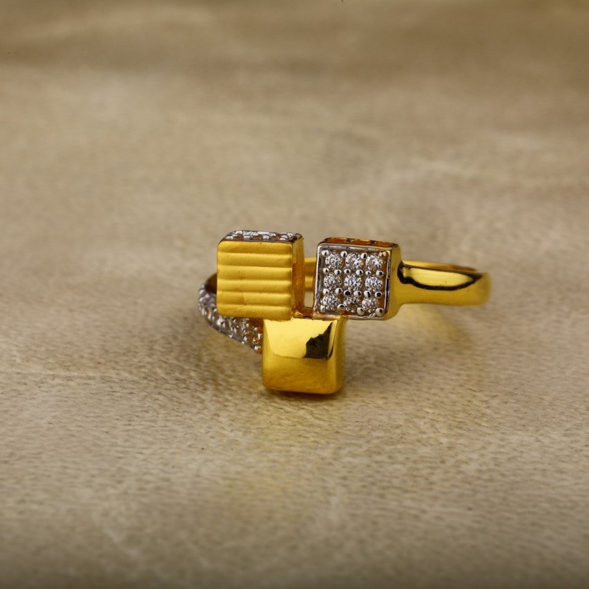 Ladies ring cz 916