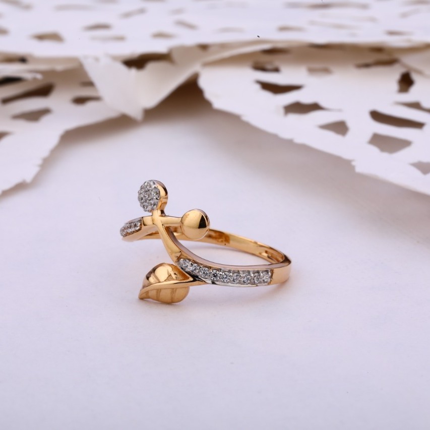 Ladies ring cz 916