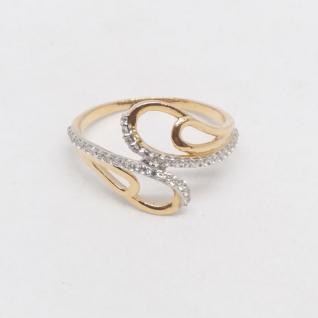 18 KT 750 Hallmark Rose Gold Daimond Fancy Party Wear Ladies Ring