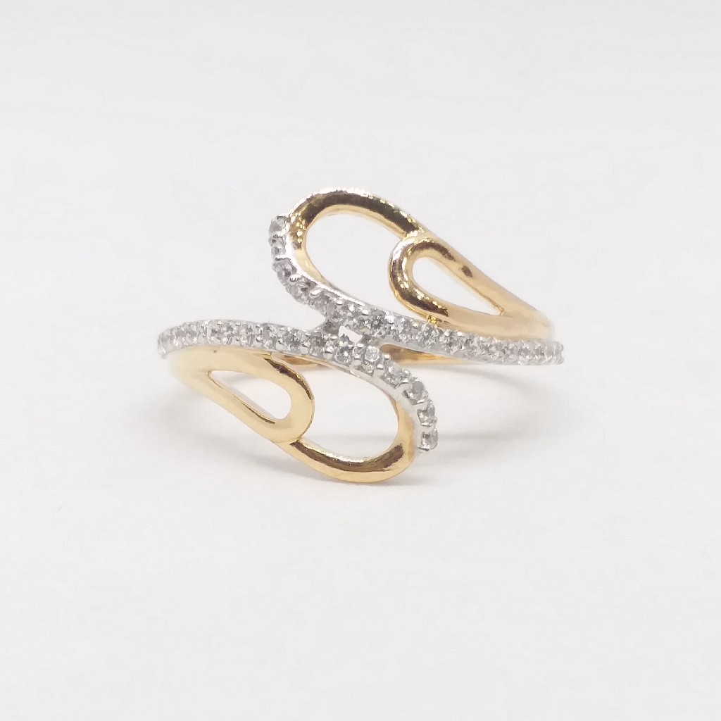 18 KT 750 Hallmark Rose Gold Daimond Fancy Party Wear Ladies Ring