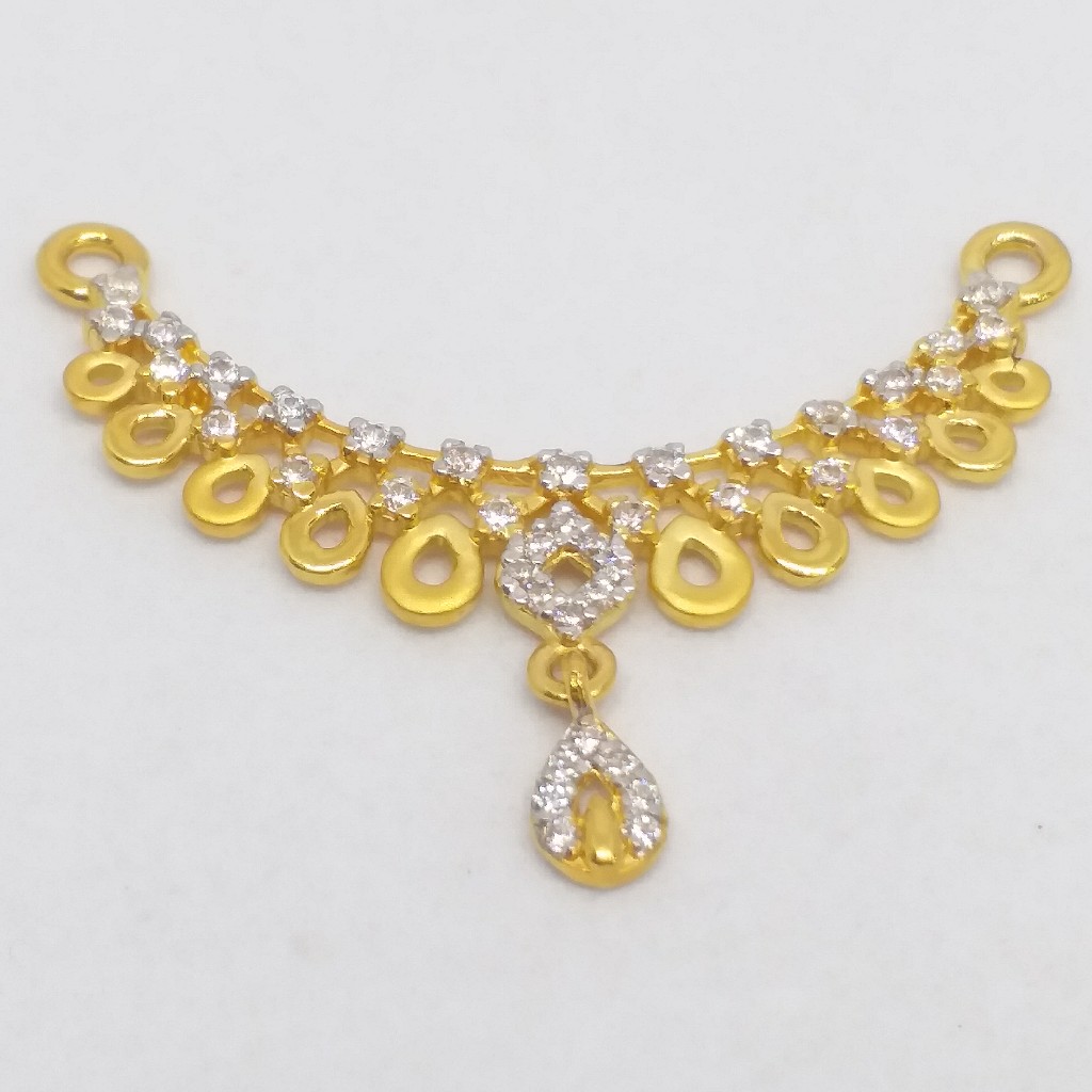 22 KT 916 Hallmark Gold Daimond Fancy Mangalsutra Pendent