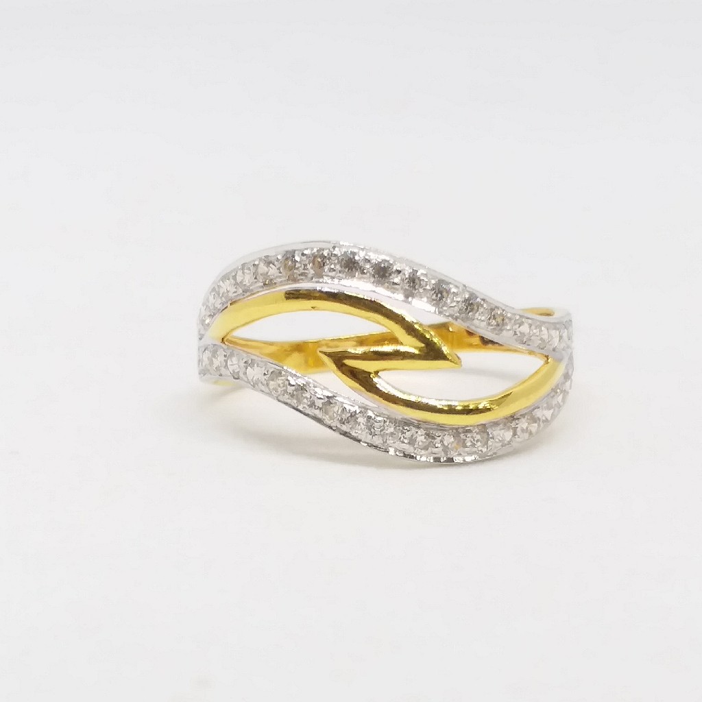 22 KT 916 Hallmark Gold Daimond Fancy ladies Ring
