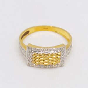 22 KT 916 Hallmark Gold Daimond Fancy Gents Ring