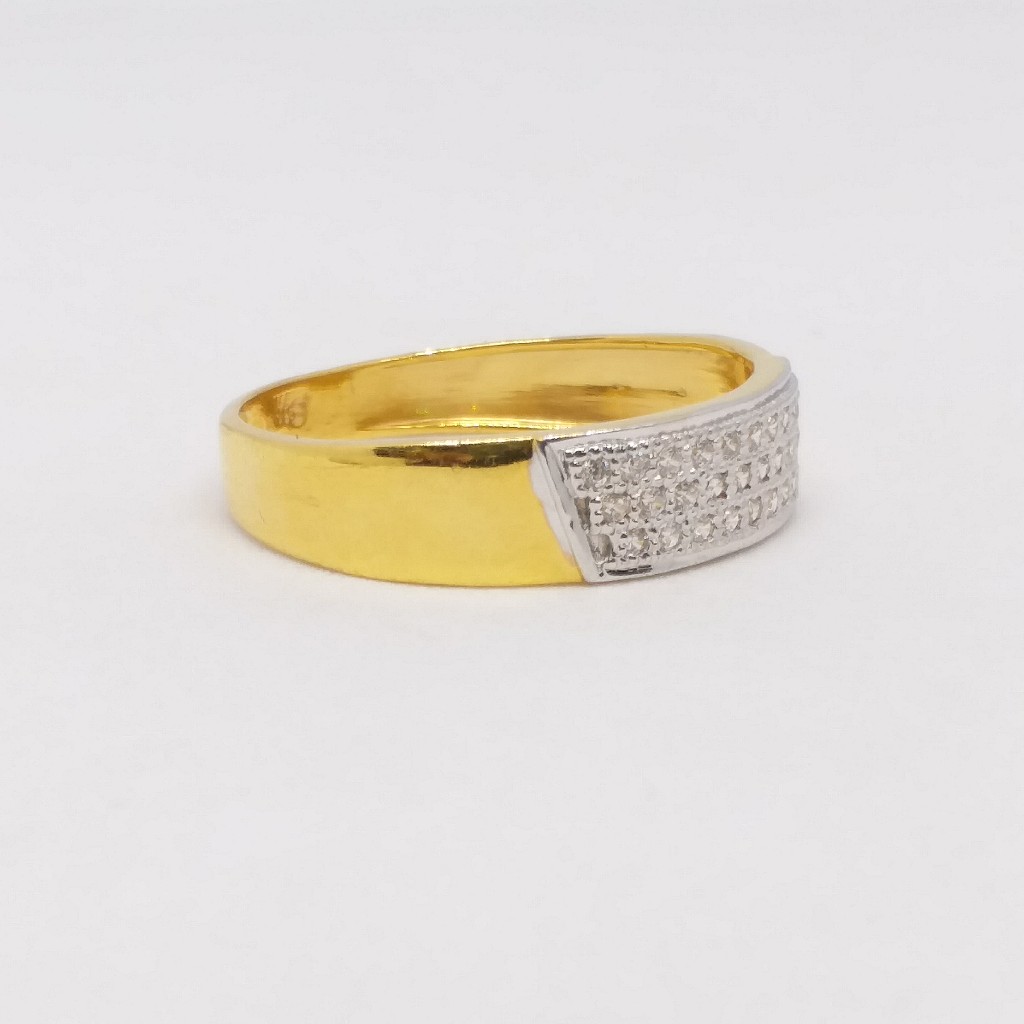 22 kt 916 hallmark gold daimond fancy Unisex bend ring - Image 2