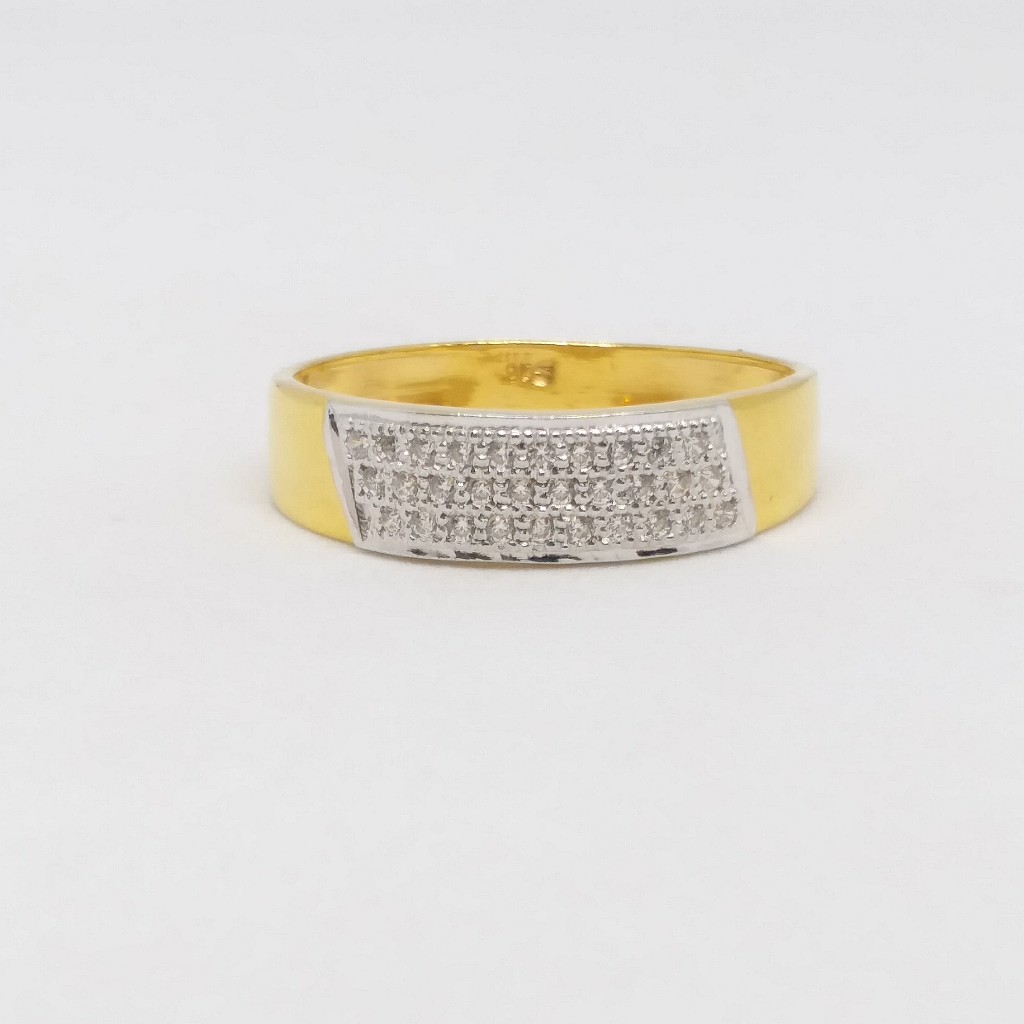 22 kt 916 hallmark gold daimond fancy Unisex bend ring