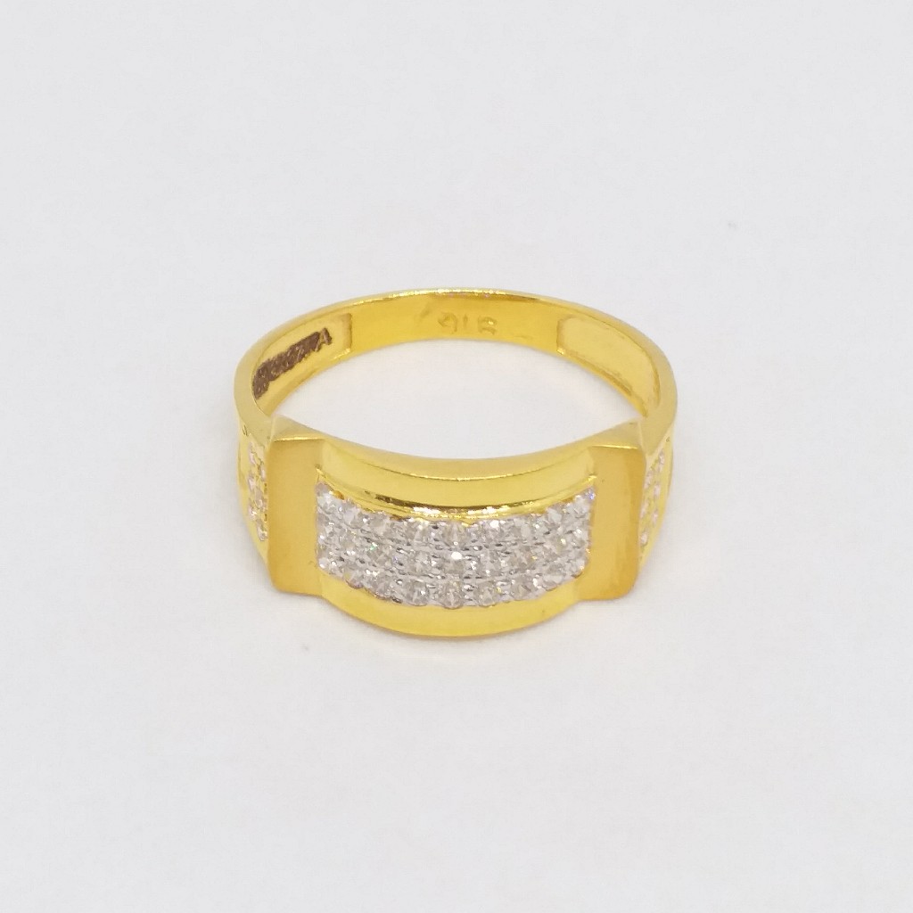 22 KT 916 Hallmark Gold Daimond met Fancy Gents Ring - Image 4