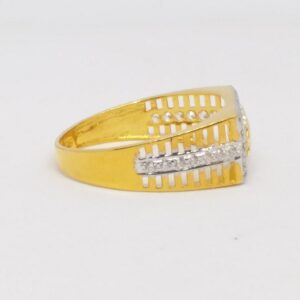 22 KT 916 Hallmark Gold Daimond Fancy Gents Ring