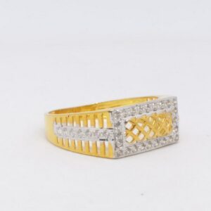 22 KT 916 Hallmark Gold Daimond Fancy Gents Ring