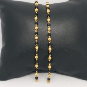 22 KT 916 Hallmark Gold kids Black plain and simple Najriya