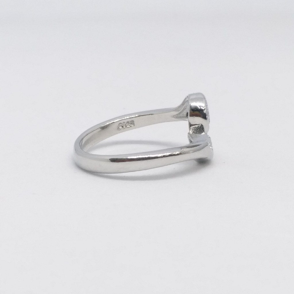 925 Sterling silver Diamond ladies party wear ring - Image 3