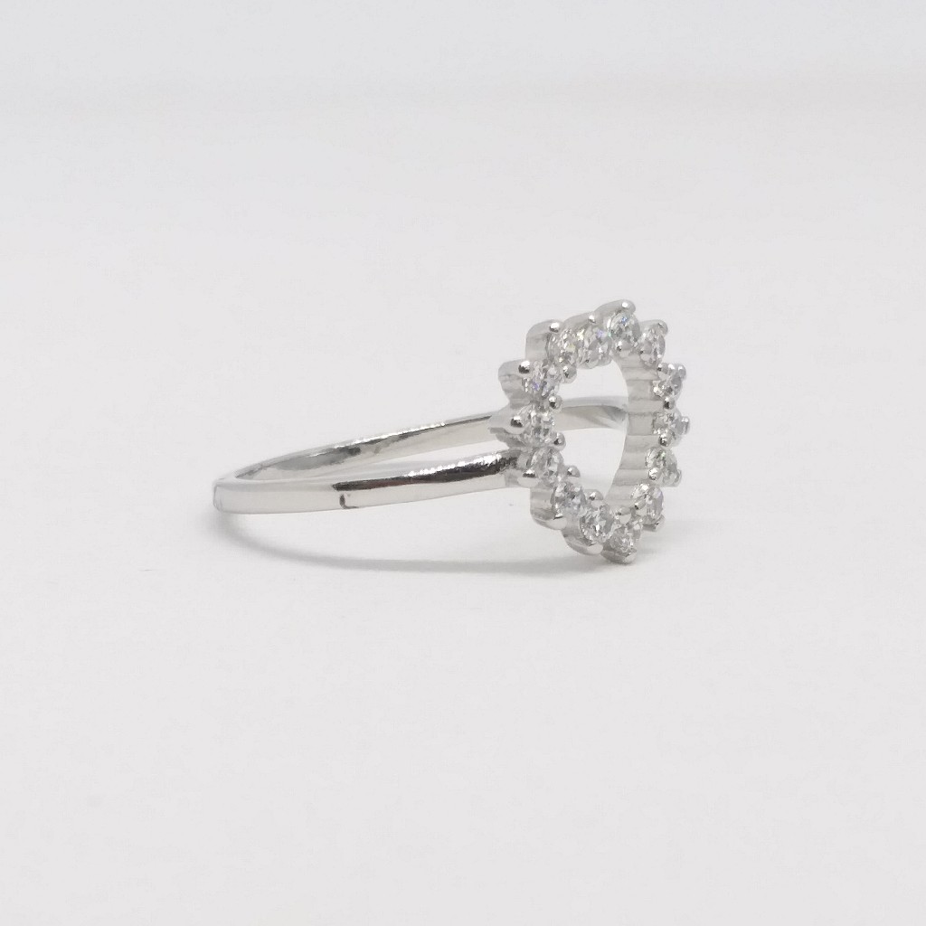 925 Sterling silver heart shape ladies party wear ring - Image 2