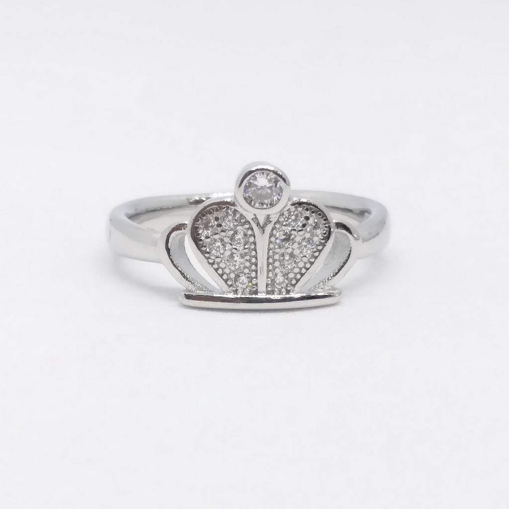925 Sterling silver queen ladies Ring