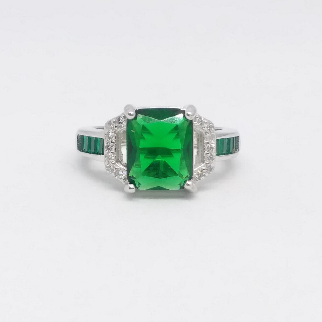 925 Sterling silver Green Colour stone diamond ladies ring