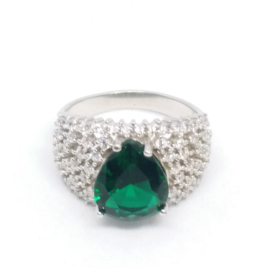925 Sterling silver Diamond ladies party wear green stone ring
