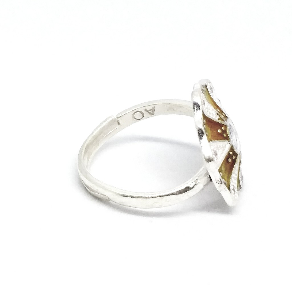 925 Sterling silver Diamond ladies party wear ring