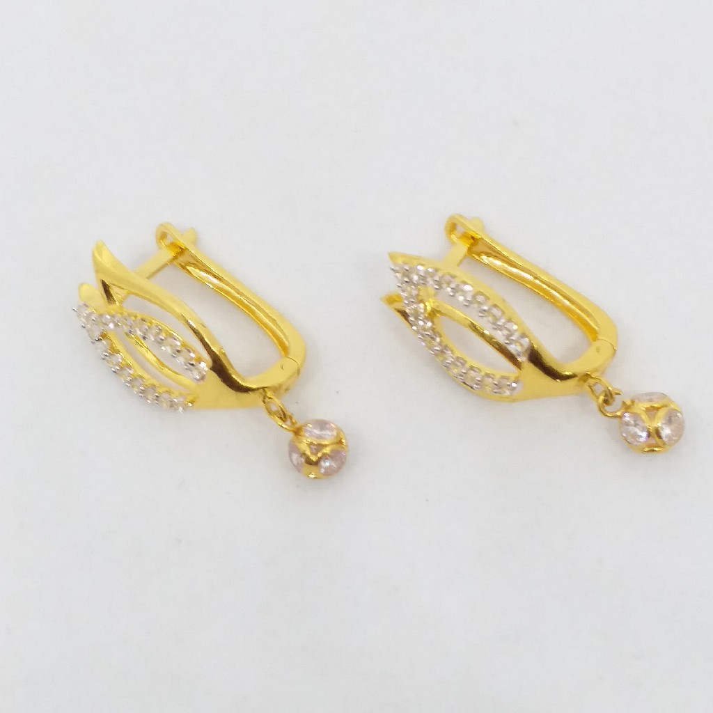 18 KT 750 Gold Daimond Fancy ladies Bali - Image 2