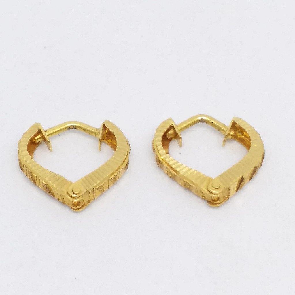 18 KT 750 Gold Plain Simple Heart Shape Bali