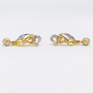 18 KT 750 Gold Daimond Hanging latkan Bali