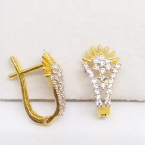 18 KT 750 Gold Daimond Earring type J style Bali