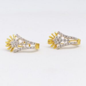 18 KT 750 Gold Daimond Earring type J style Bali