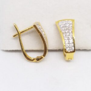 18 KT 750 Gold Daimond Earring type J style Bali