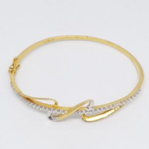 18 kt 750 round daimond fancy ladies kada bracelet