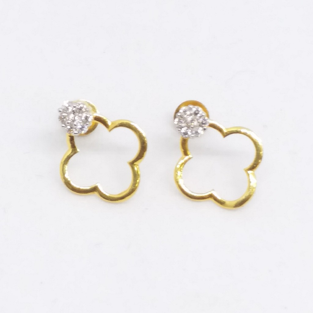 18 KT 750 Daimond Borders type tops