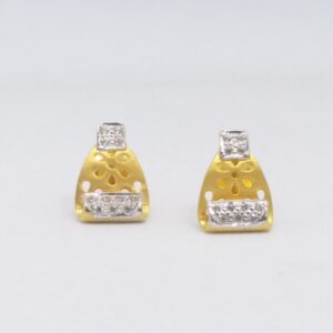 22 KT 916 hallmark  met finished Daimond fancy top