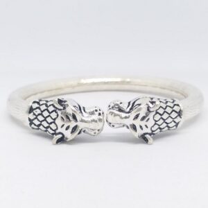 Silver gents lion shape bracelet kada