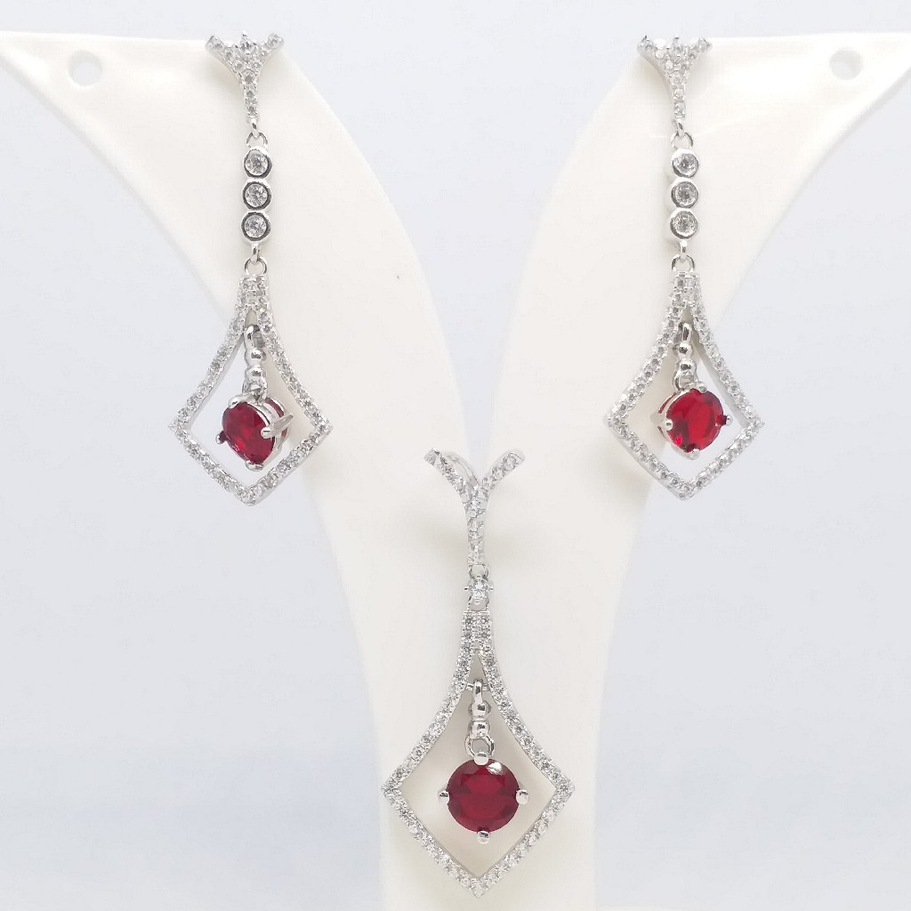925 sterling silver red stone diamond pendant top set