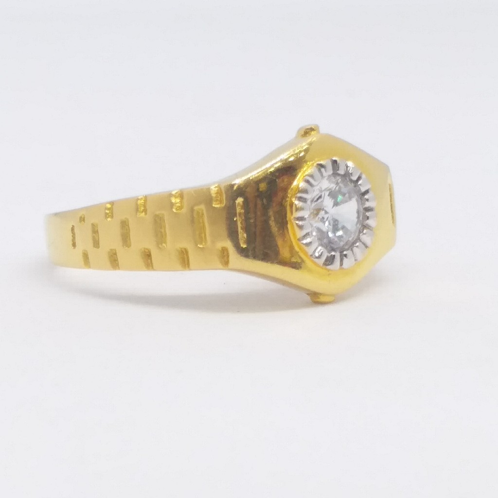22 kt 916 single stone gents ring