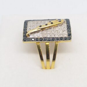 22 kt 916 gents jaguar ring