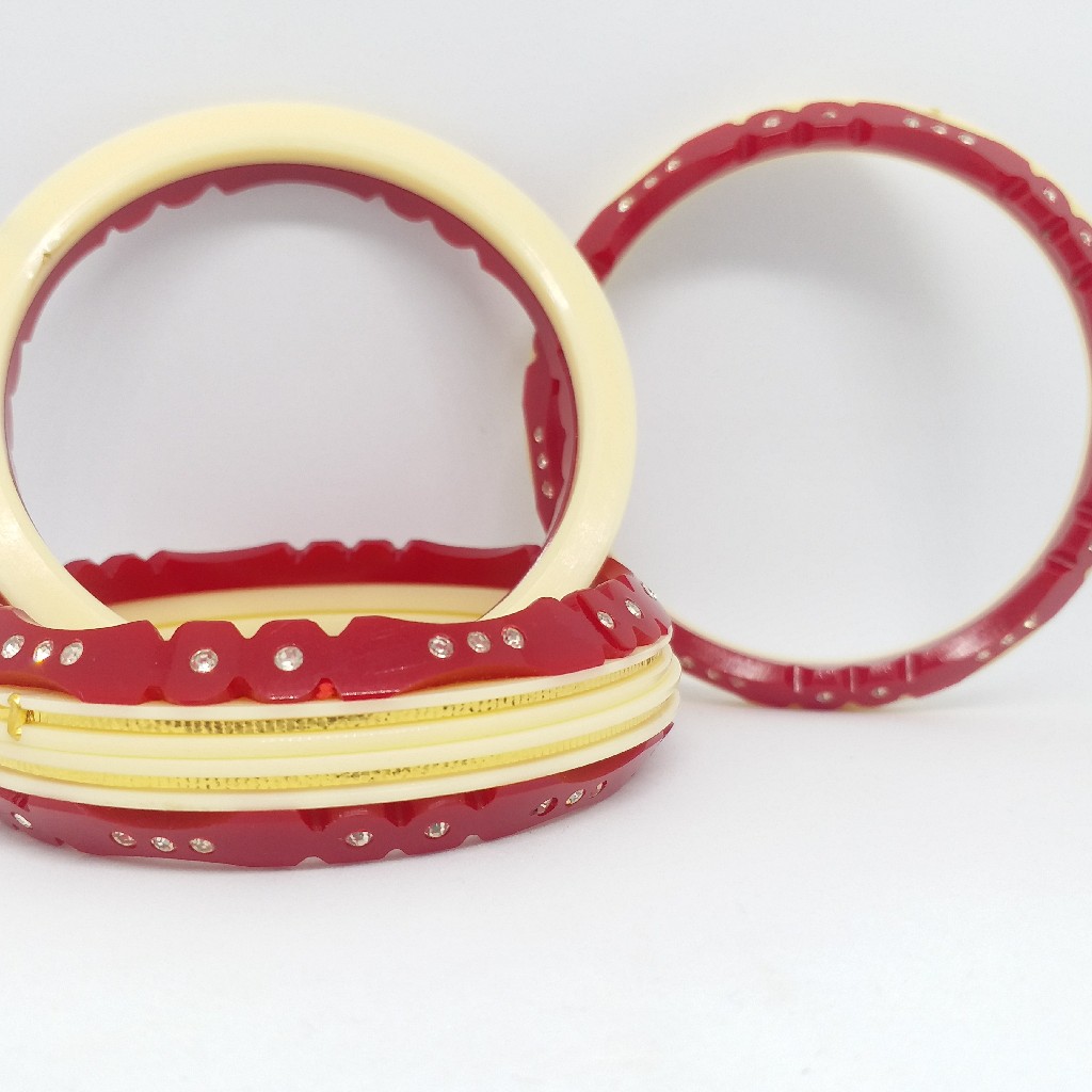 22 kt 916 red-offwhite 4 pcs ras-chudi women - Image 3