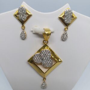 22 kt 916 gold pendant set