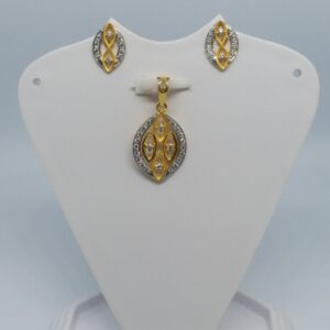 22 kt 916 gold pendant set