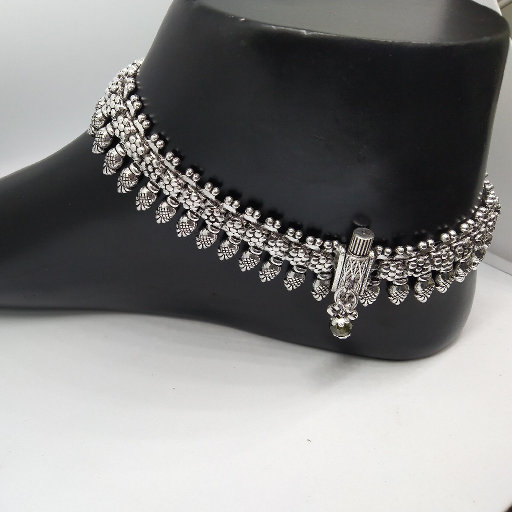 Silver antique payal