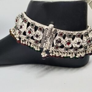 Silver fancy payal