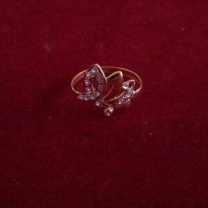916 Ladies Flower Shape Fancy Rings