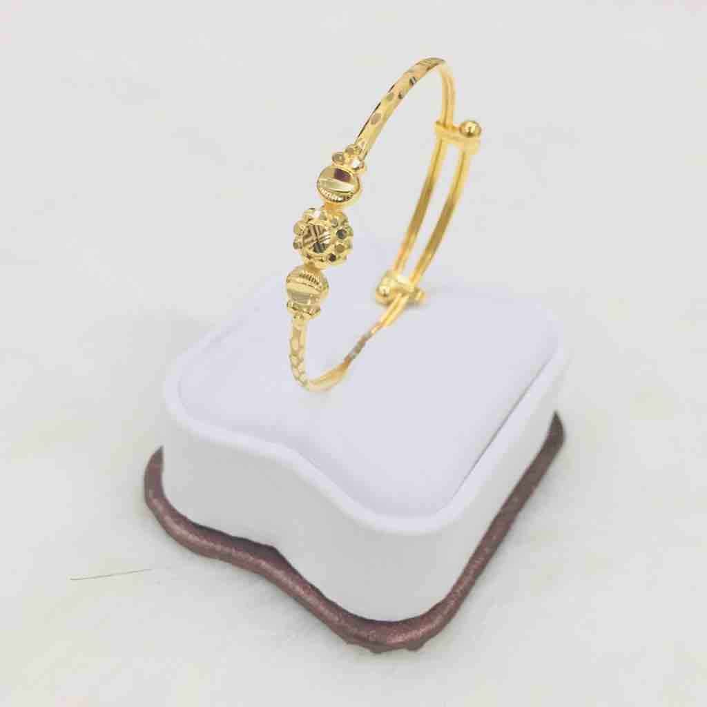 916 Yellow Gold Stylish Kadli