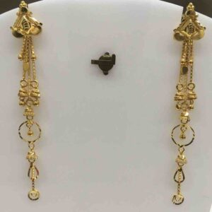 Elegant Long Gold Ladies Earrings