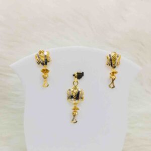 916 Gold Yellow Modern Pendant Set