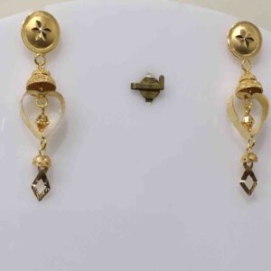 916 Gold Ladies Vertical Jhumar Earrings
