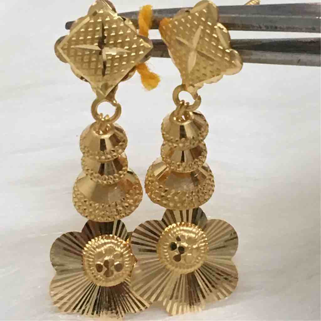 22K / 916 Gold Ladies Flower Earrings