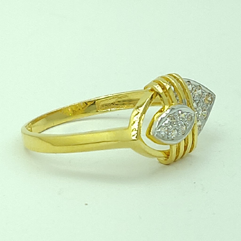 22 karet Hallmark special light weight rings for special ladies - Image 3