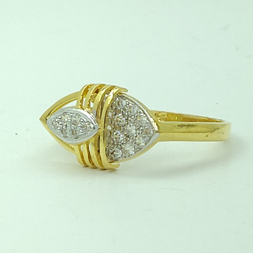 22 karet Hallmark special light weight rings for special ladies - Image 2