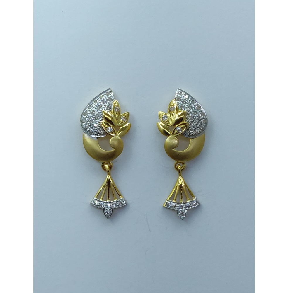 916 Gold CZ stylish Earring For Women SSJ-E001